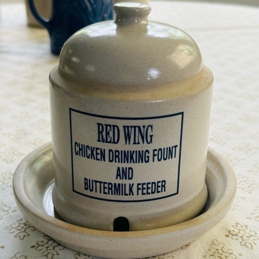 1993 Red Wing Stoneware Society Annual Commemorative, Chicken Feeder
